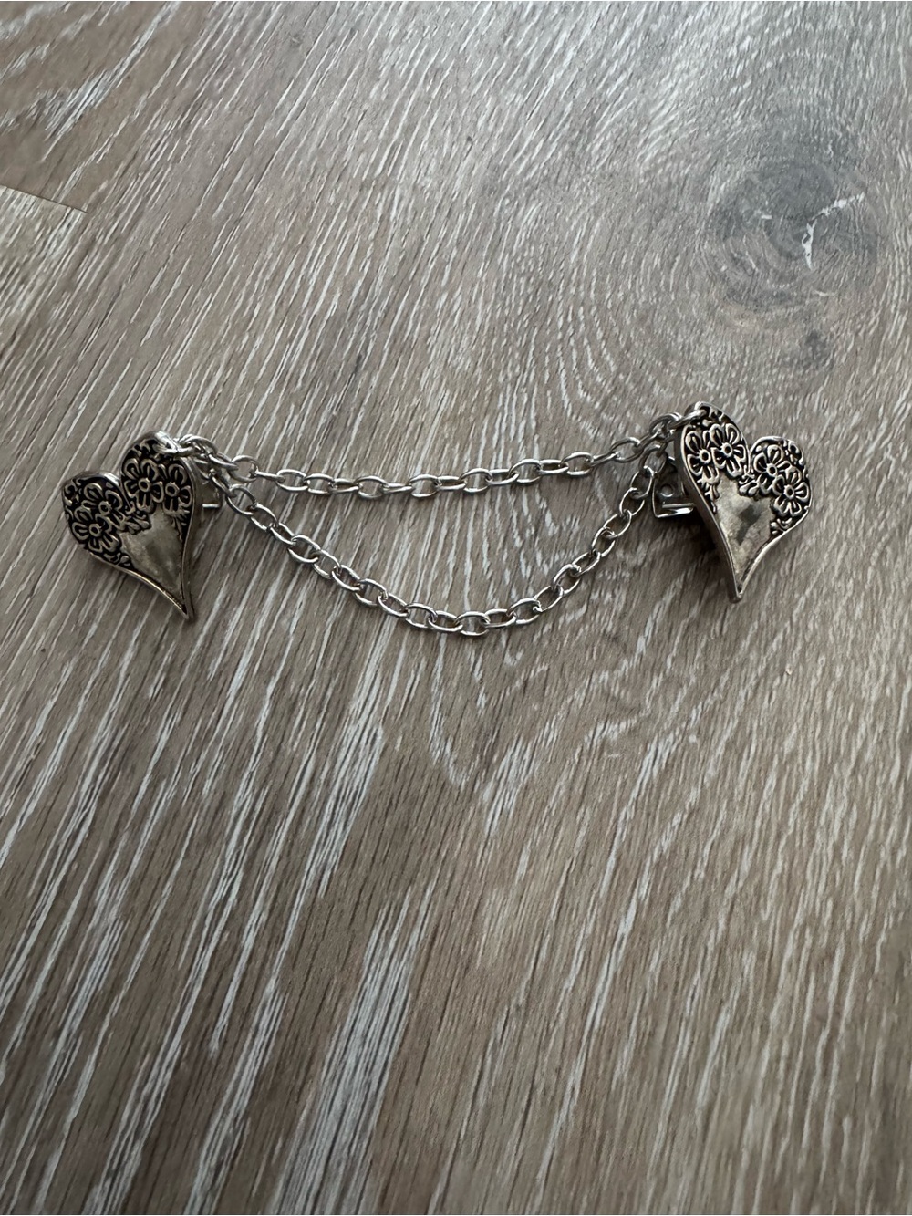 Vintage silver tone heart sweater clip